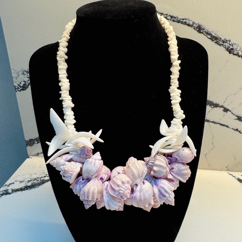 Vintage Lavender Shell Statement Necklace Coastal Mermaidcore Beachcore